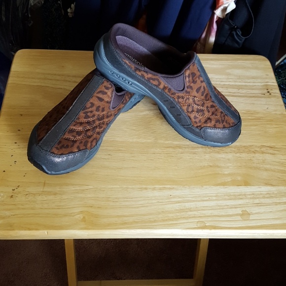 easy spirit traveltime slide